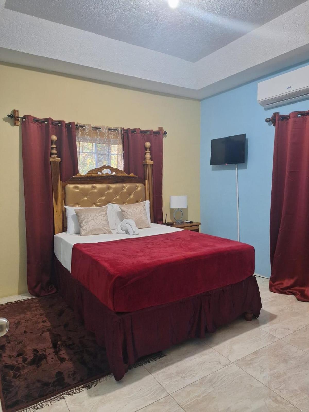 Hill View Vacational Rental Runaway Bay Dış mekan fotoğraf